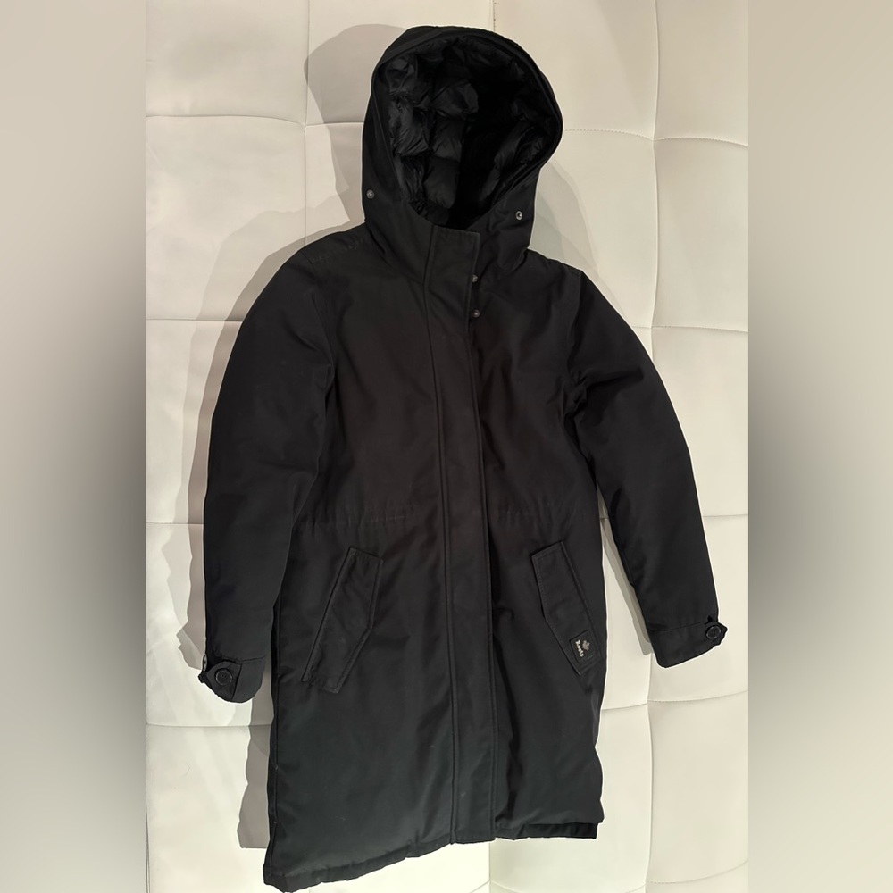 Roots coat